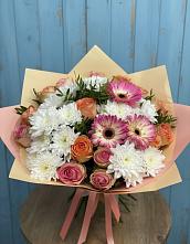 Букет цветов из:  Розы, Герберы и Хризантемы в Вихоревке