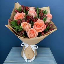 Букет цветов из:  Розы и Альстромерии #REPLACE_PRED# Вихоревке