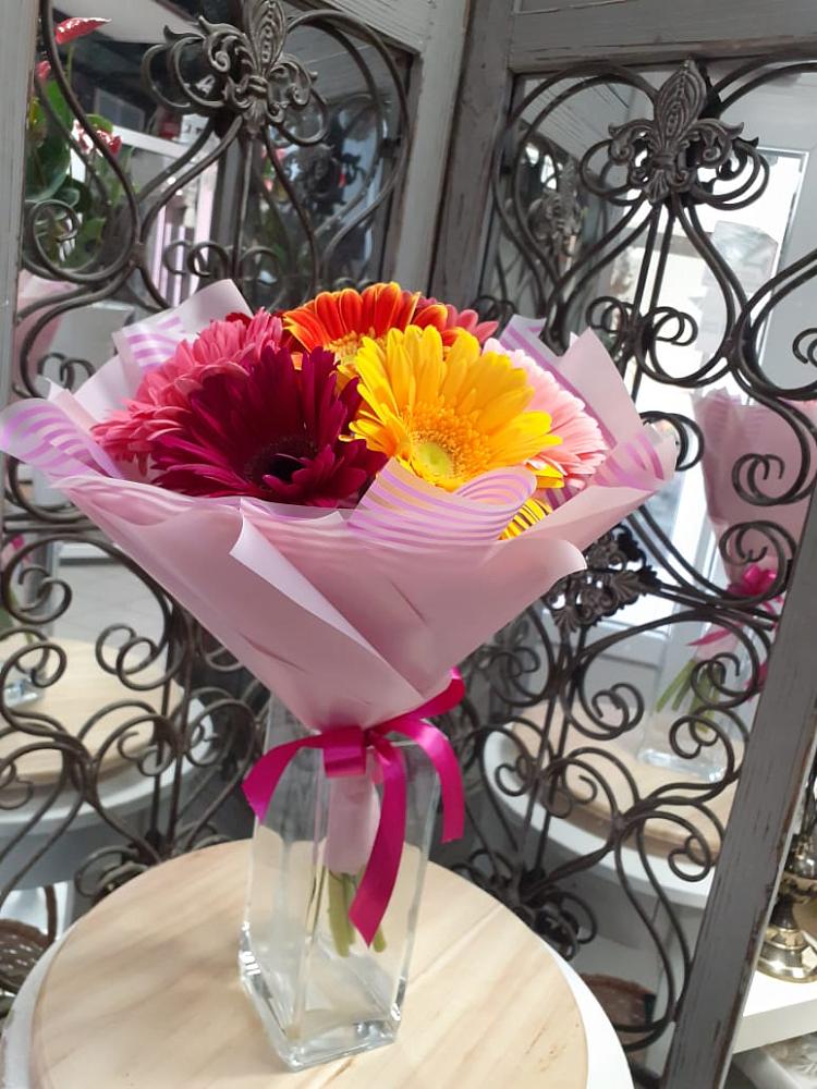 Букет цветов из: Герберы в Вихоревке