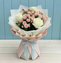 Букет цветов из:  Розы #REPLACE_PRED# Вихоревке