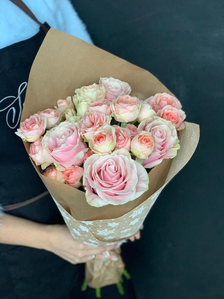 Букет цветов из: Хризантемы и Розы в Вихоревке