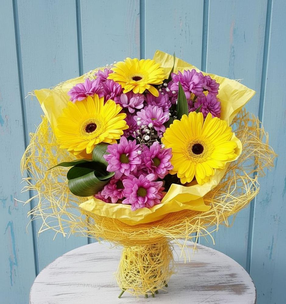 Букет цветов из: Хризантемы и Герберы в Вихоревке