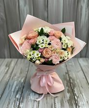 Букет цветов из:  Гвоздики, Розы и Хризантемы в Вихоревке