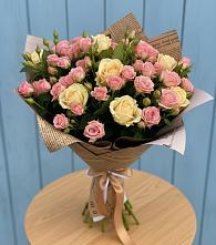 Букет цветов из:  Розы #REPLACE_PRED# Вихоревке