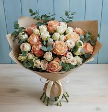 Букет цветов из:  Альстромерии и Розы в Вихоревке