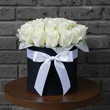 Цветочная композиция из Розы в шляпной коробке в Вихоревке